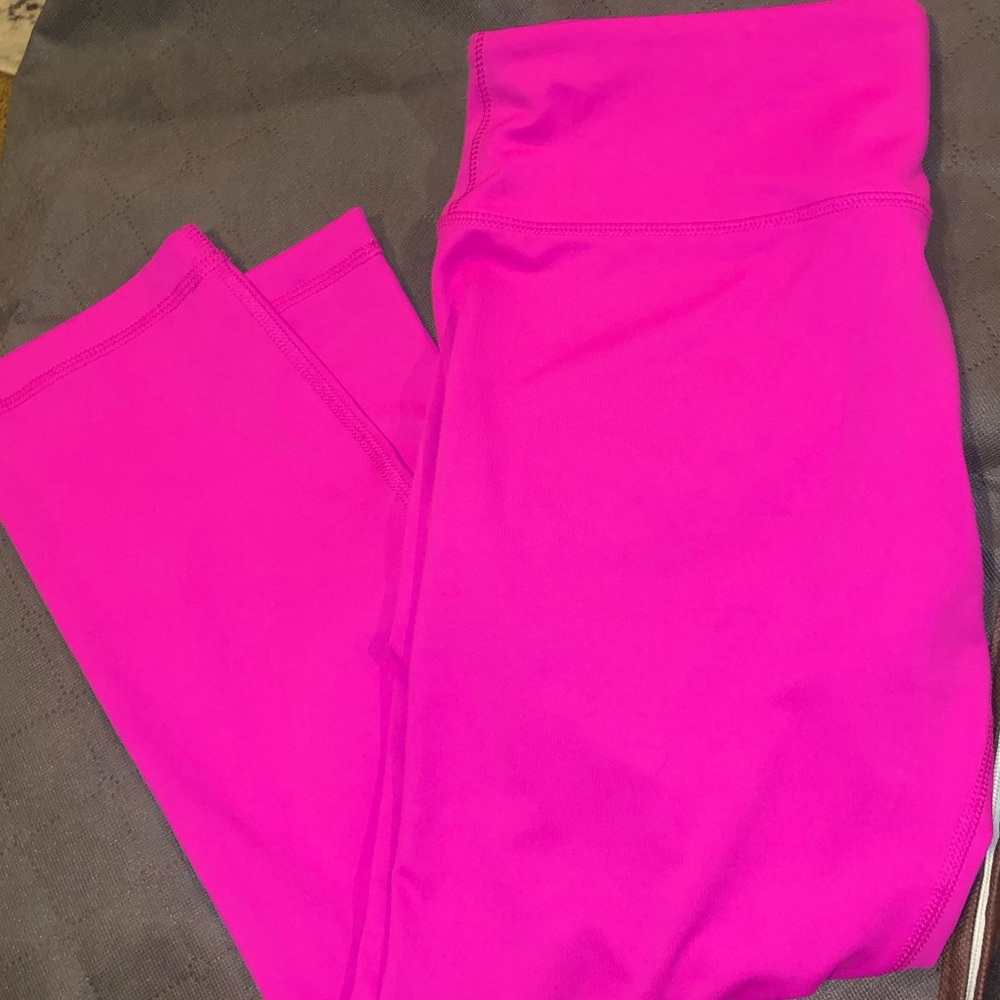 90 Degree by Reflex Capri NWOT - L